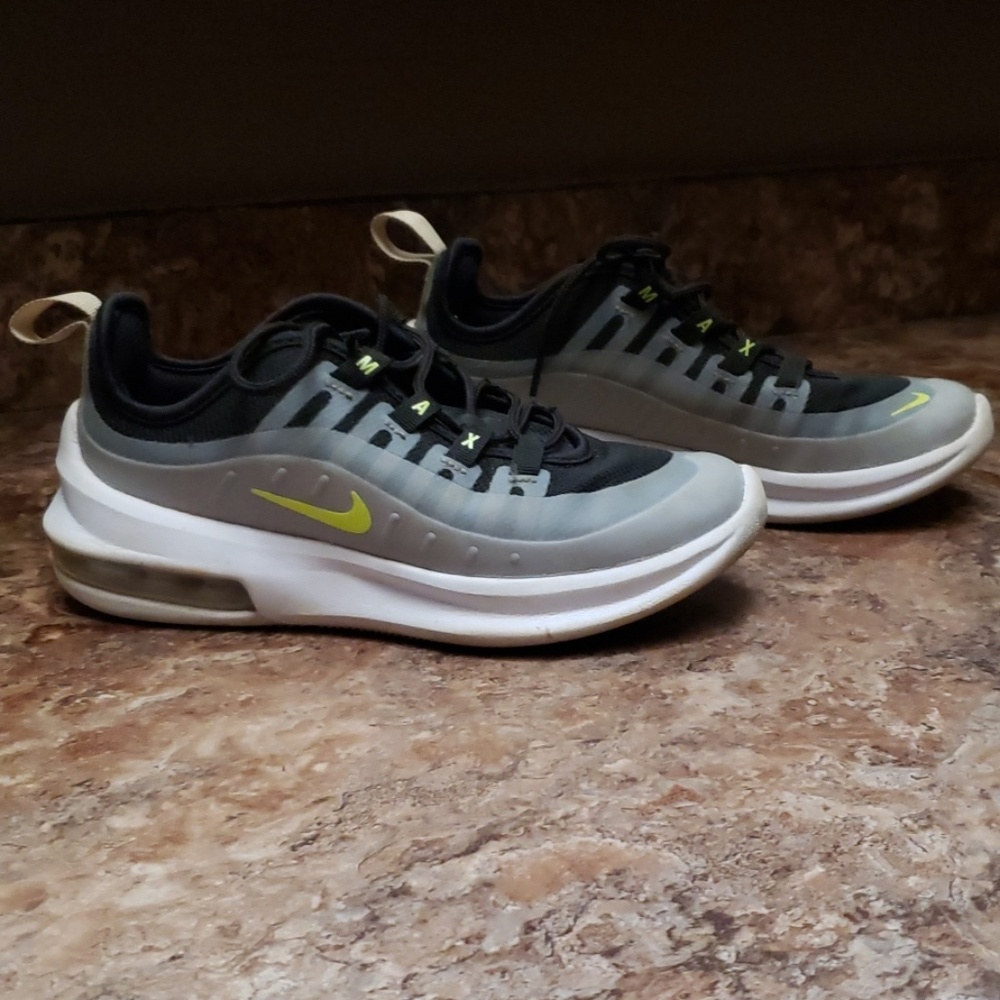 Nike youth size 1
